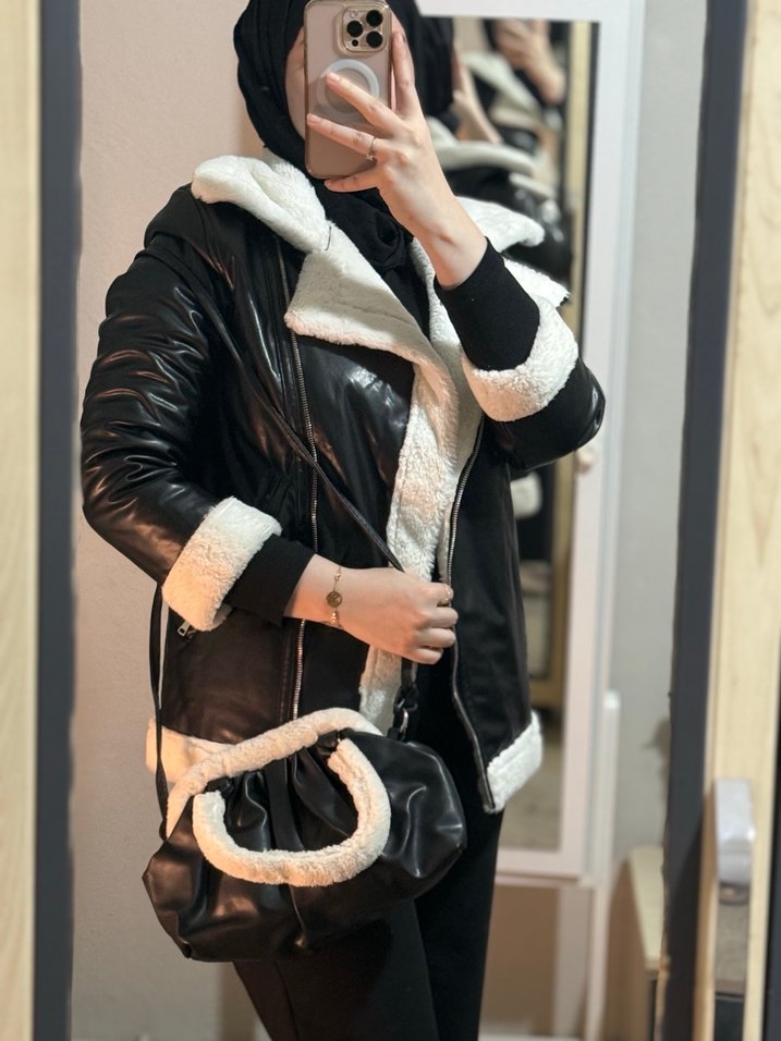 Siyah Deri Kürklü Kadın Kış Ceketi çanta beraber takım - Görsel 4