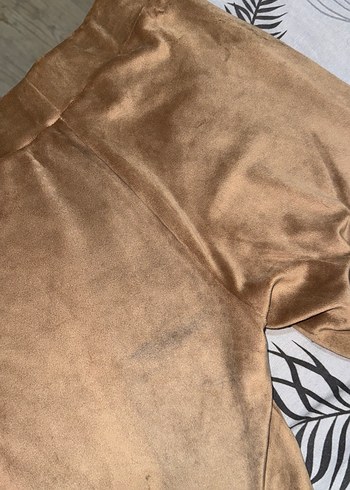 Bej Süet Kadın Fermuarlı Eşofman takım ama pantolonun biraz reng - Görsel 4