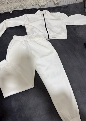 Beyaz Kadın Sweat Takımı Uzun Kollu - Görsel 6