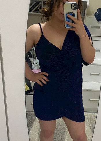 Lacivert Simli Kısa Elbise - Görsel 2