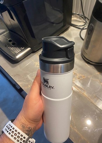 Stanley Beyaz Termos 0.6 litre - Görsel 4