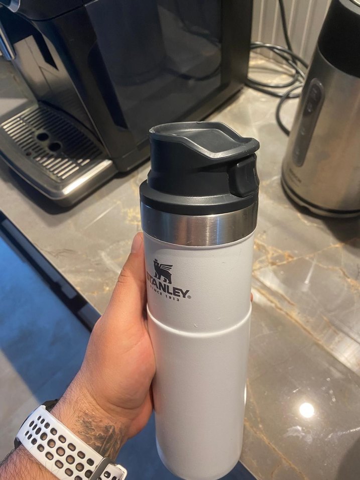 Stanley Beyaz Termos 0.6 litre - Görsel 4