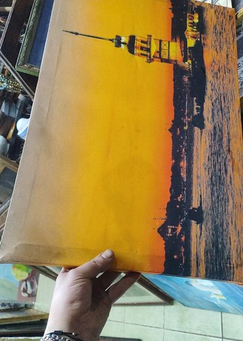 Sarı Parlak Kız Kulesi Tablosu - Görsel 3