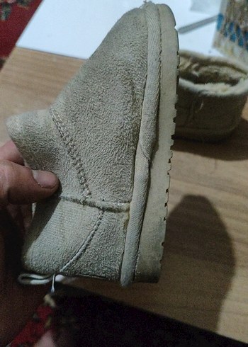 Kız Çocuk Bej Kürklü Bot - Görsel 3