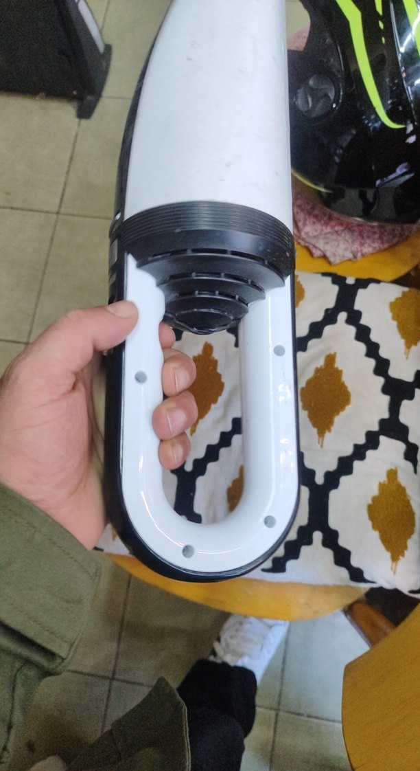 Beyaz El Tipi Elektrikli Süpürge - Görsel 3