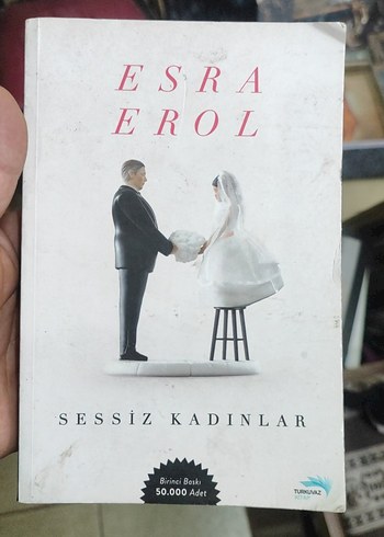 Sessiz Kadınlar - Esra Erol