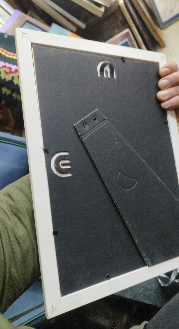 Gri Renkli Fotoğraf Çerçevesi - Görsel 2