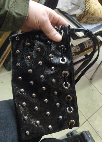Siyah Parlak Deri Rock Punk Çanta - Görsel 2