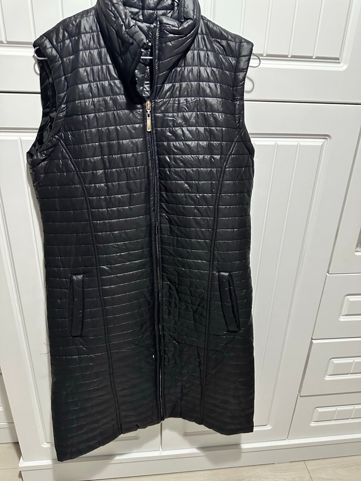 Siyah Fermuarlı Kadın Midi Yelek - Görsel 3