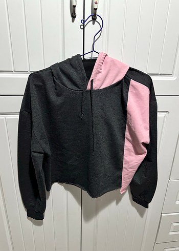 Gri Pembe Kapüşonlu Crop Sweatshirt - Görsel 2