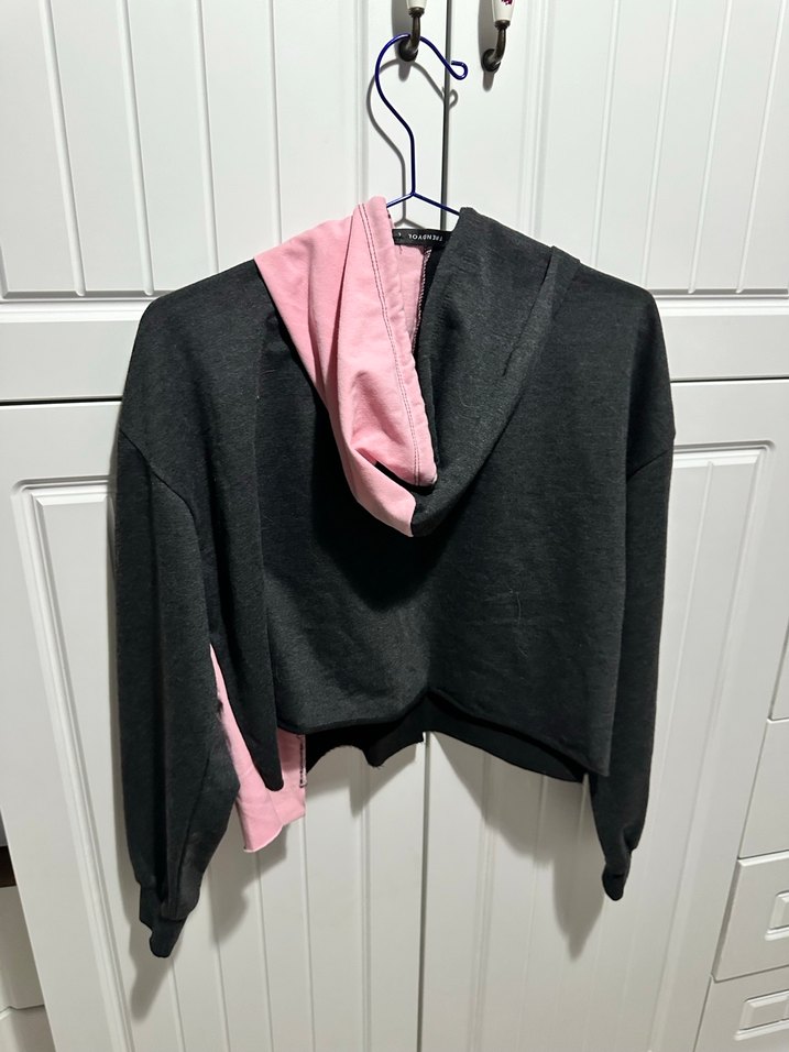 Gri Pembe Kapüşonlu Crop Sweatshirt - Görsel 5