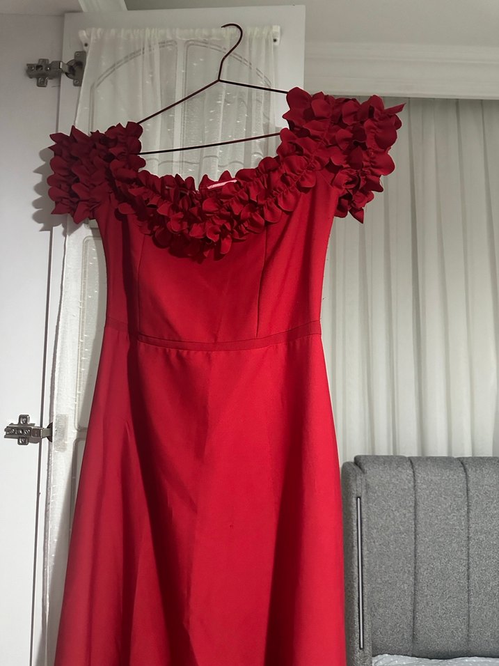 Kadın Bordo Uzun Abiye Elbise Fırfırlı - Görsel 2