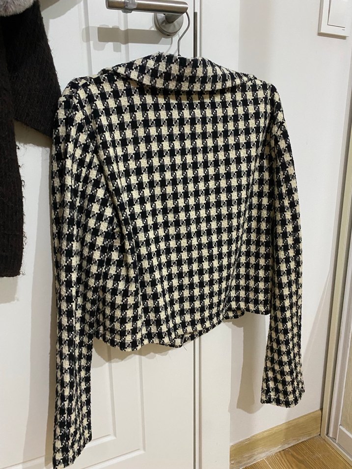 Düğmeli kazayaklı ceket - Görsel 4