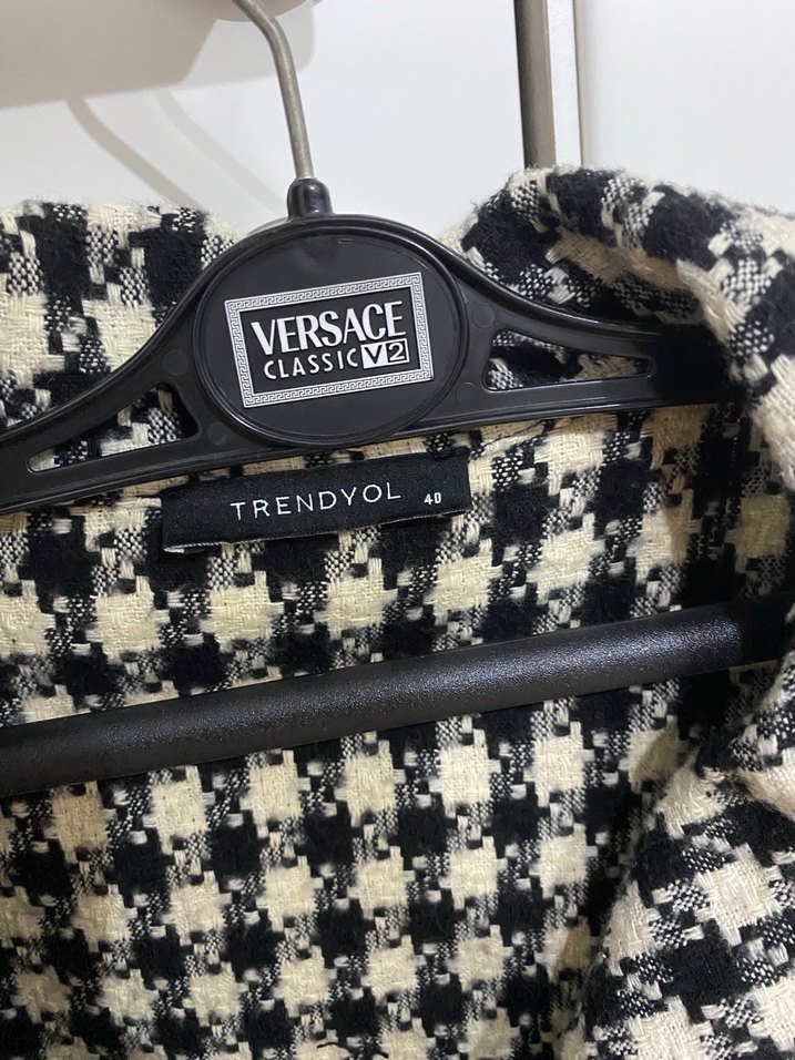 Düğmeli kazayaklı ceket - Görsel 3