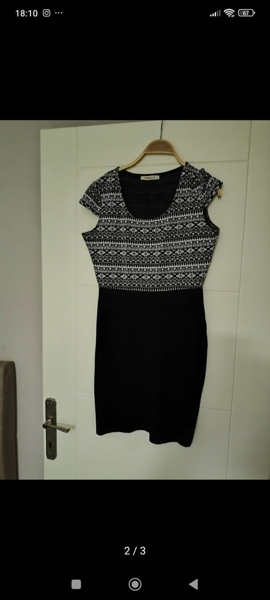 Desenli Siyah Triko Midi Elbise - Görsel 2