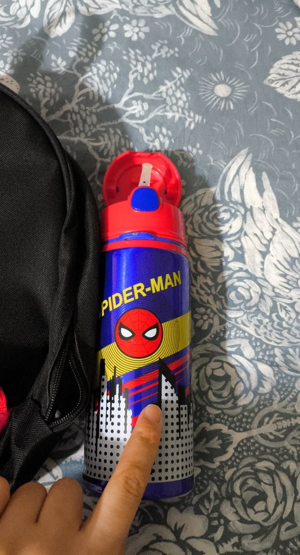 Örümcek Adam Temalı Renkli Çocuk Sırt Çantası - Görsel 4