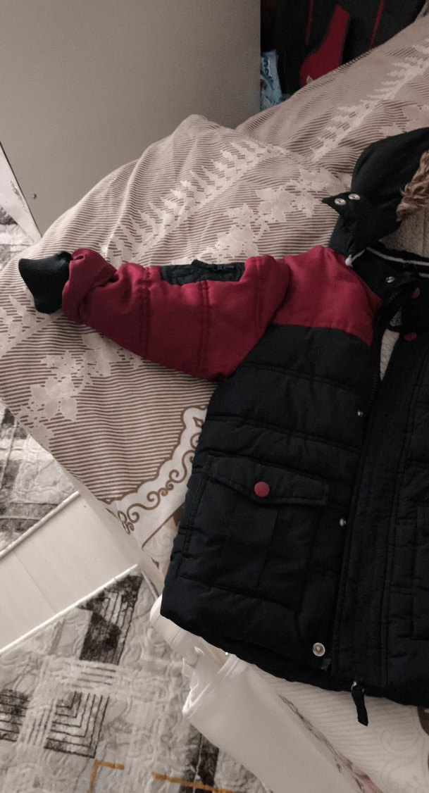 Bordo Siyah Erkek Çocuk Kürklü Mont - Görsel 2