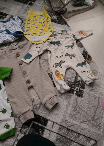 Gri Örme Bebek Tulumu ve Atlet Seti - Görsel 6