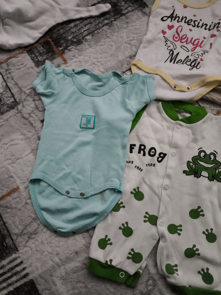 Gri Örme Bebek Tulumu ve Atlet Seti - Görsel 3