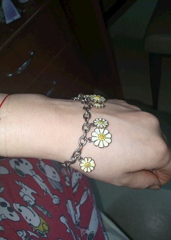 Çiçek Desenli Zincir Bileklik - Görsel 2