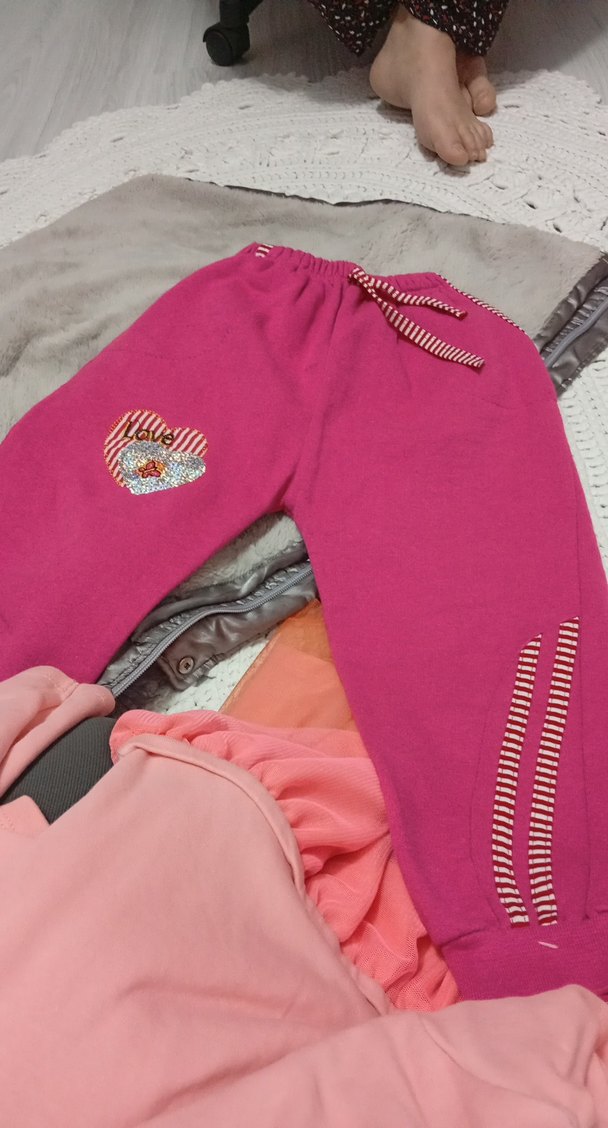 Renkli Baskılı Fermuarlı Pembe Köpek Kıyafeti - Görsel 2