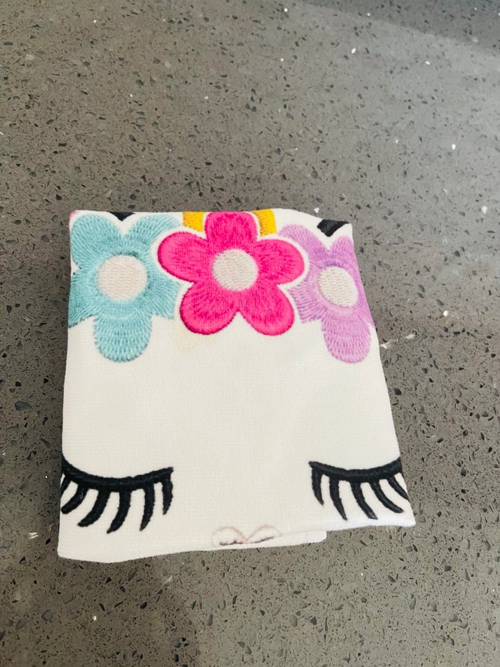 Nakışlı Beyaz Mutfak Önlüğü - Görsel 2