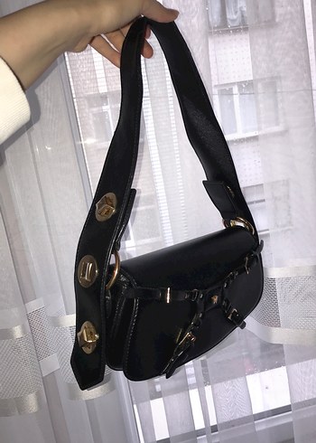 Kemer Detaylı Siyah Yılan Derisi Desenli Deri Çanta - Görsel 3