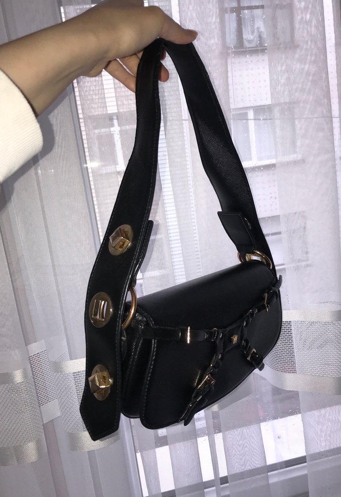 Kemer Detaylı Siyah Yılan Derisi Desenli Deri Çanta - Görsel 2