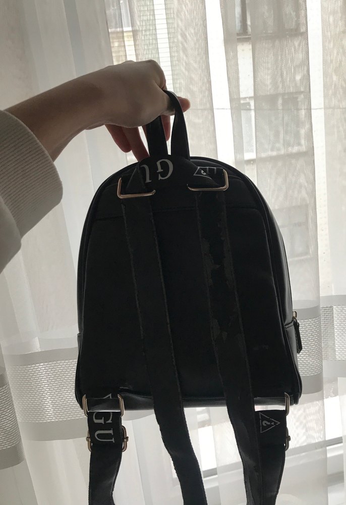 Guess sırt çantası - Görsel 4