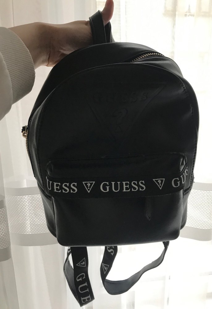 Guess sırt çantası - Görsel 2