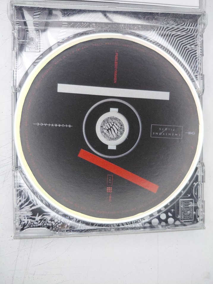 Twenty One Pilots - Blurryface albüm CD - Görsel 3