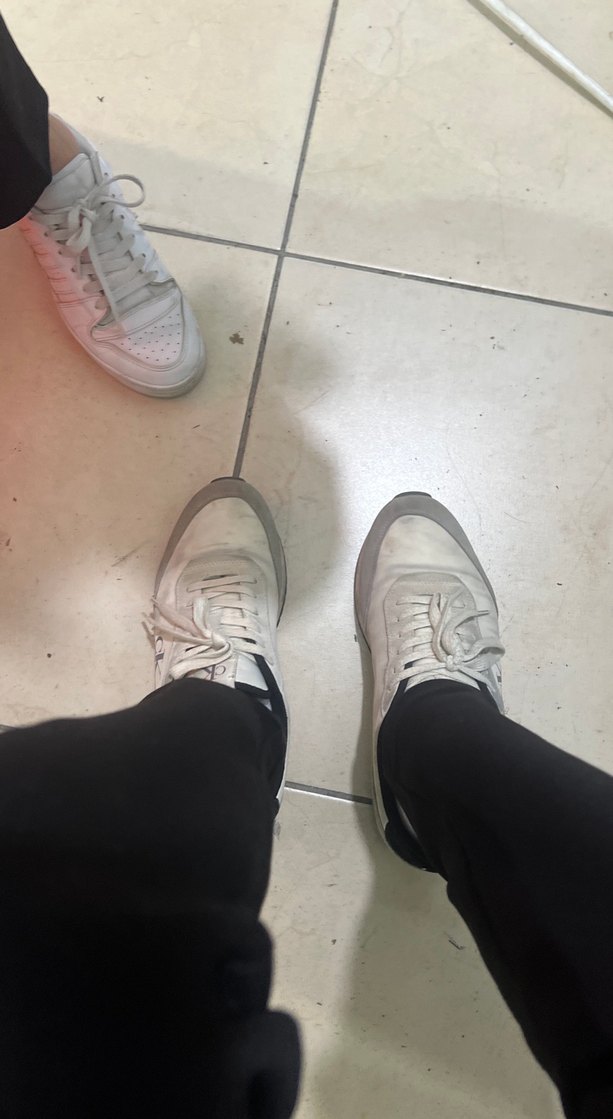 Erkek Beyaz calvin klein orjinal ayakkabı yıkayıp gönderm sğlrm - Görsel 4