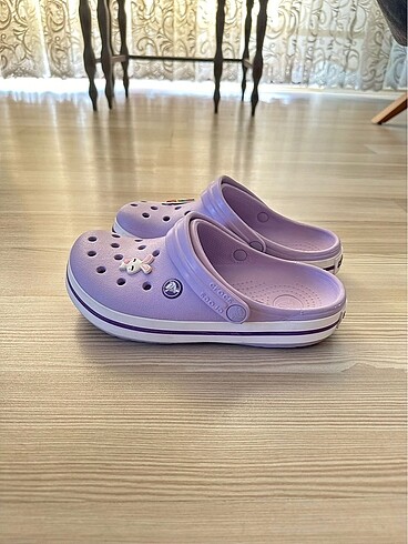 37 Beden mor Renk 2 Tane Orijinal made in Vietnam crocs