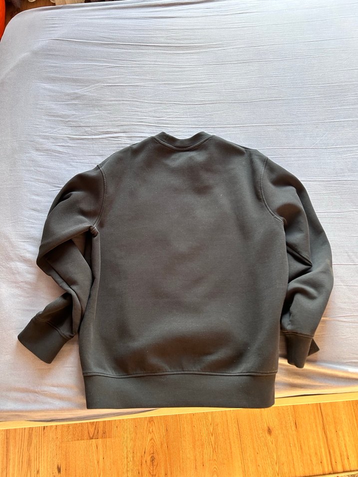 Emporio armani sweat kusuru yoktur yeni alındı çok az giyildi S - Görsel 2