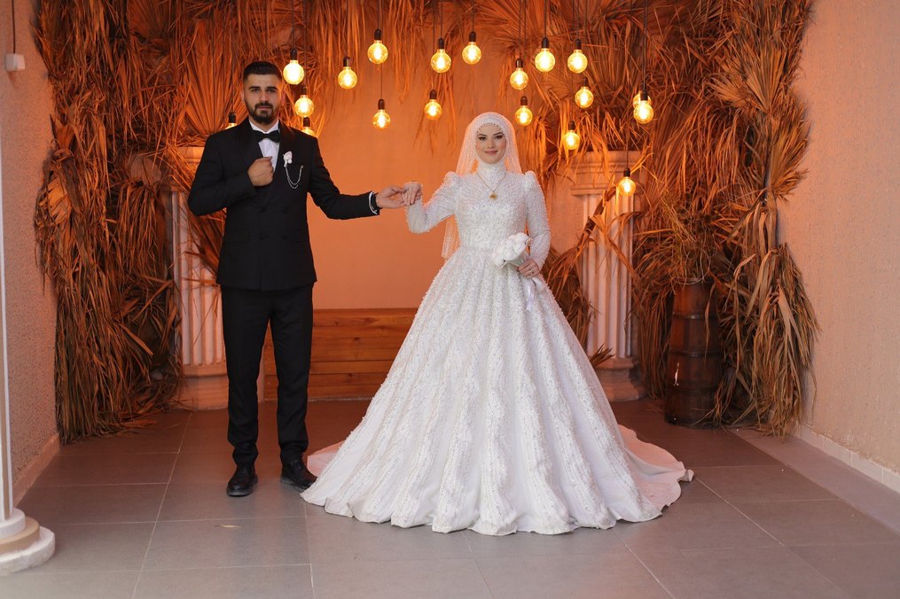 siyah renk smokin 42 beden 6000 tl satılıktır - Görsel 4