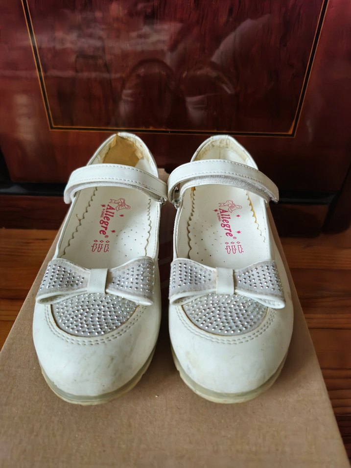 Kız Çocuk Beyaz Fiyonklu Babet Ayakkabı - Görsel 2