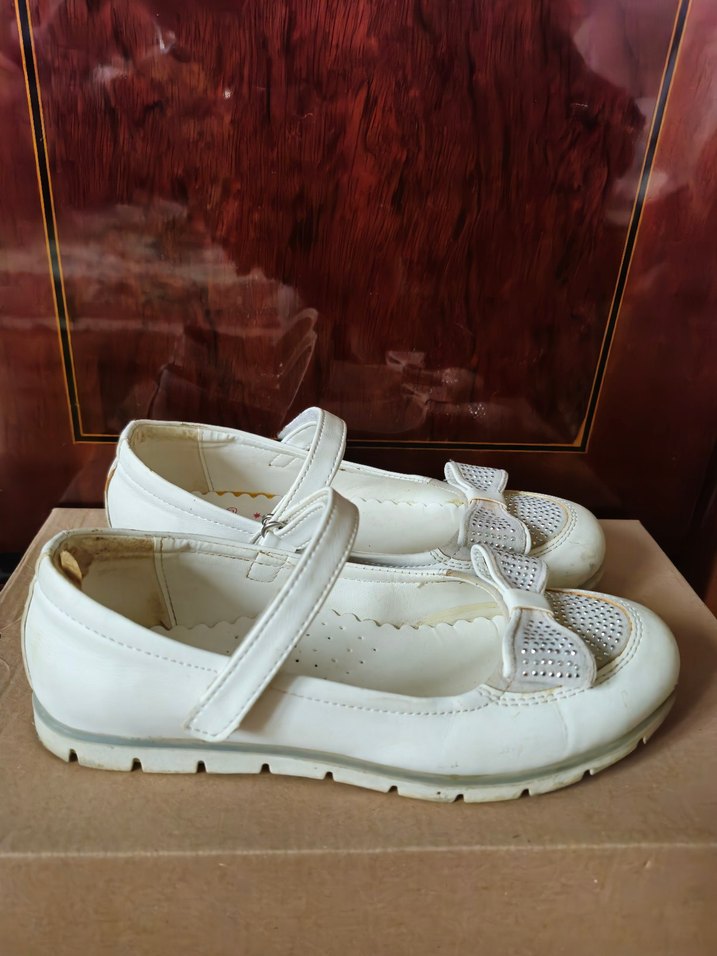 Kız Çocuk Beyaz Fiyonklu Babet Ayakkabı - Görsel 3