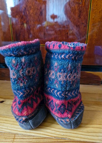 Kızlar için Bağcıklı Renkli  Panduf - Görsel 3