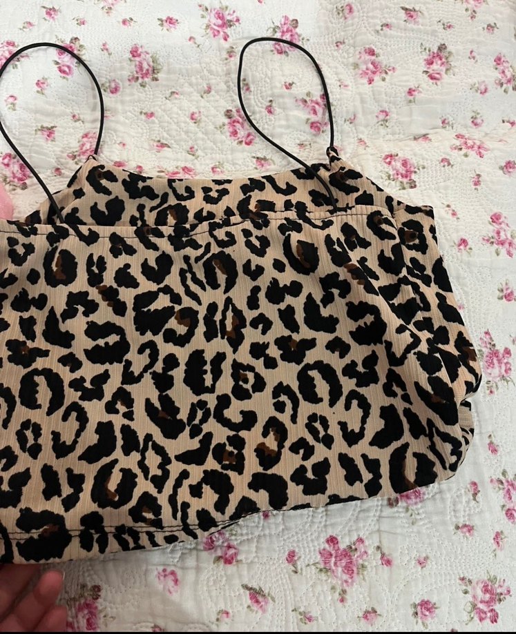 Leopar Desenli İnce Askılı Kız Bluzu - Görsel 3