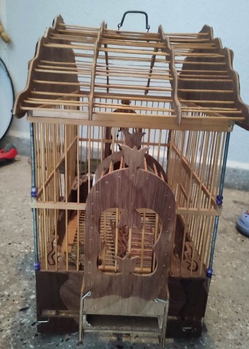 Koyu Kahverengi Ahşap Kuş Kafesi - Görsel 5