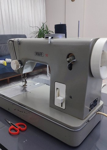 Gri PFAFF Dikiş Makinesi - Görsel 5