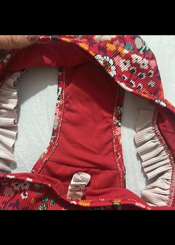 Penti Çiçek Desenli Kırmızı Fırfırlı Bikini takımı - Görsel 8