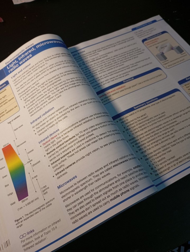 Oxford International GCSE Fizik Kitabı - Görsel 3