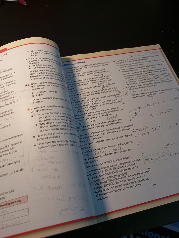 Oxford International GCSE Chemistry Kitabı - Görsel 3