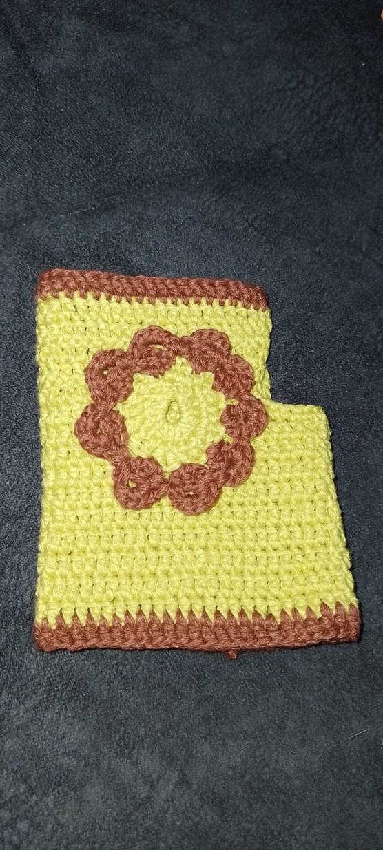 Sarı Çiçekli Örgü Bohem Kadın Eldiveni - Görsel 3