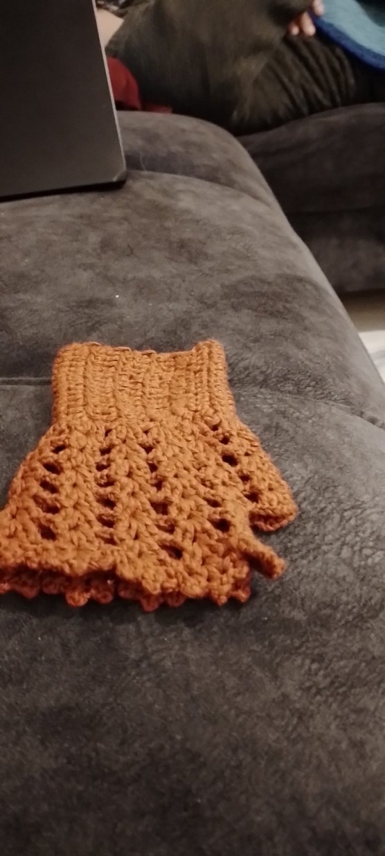 Bej Örgü Kadın Eldiveni - Görsel 2