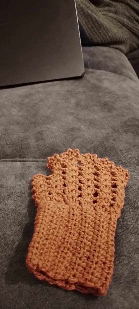 Bej Örgü Kadın Eldiveni - Görsel 5