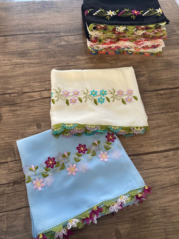 Nakışlı iğne oyalı mevlit örtüsü renk seçeneği mevcuttur - Görsel 4