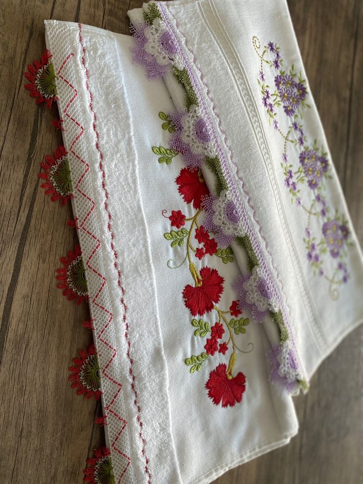 iğne oyalı havlular model seçeneği vardır - Görsel 2