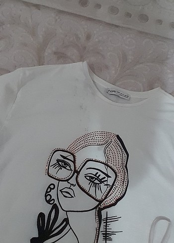 Baskılı Beyaz Kadın Mini Tişört - Görsel 2